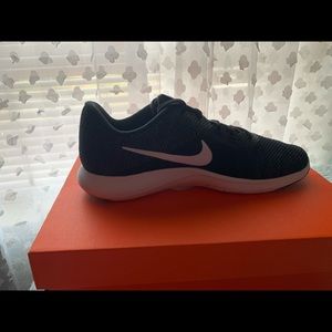 Nike Flex Trainer 8